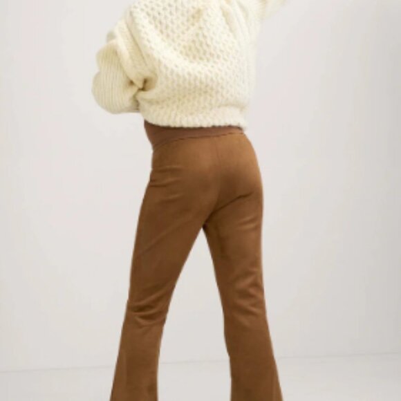 Hatch The Vegan Stretch Suede Crop Flare (M) - Picture 2 of 6